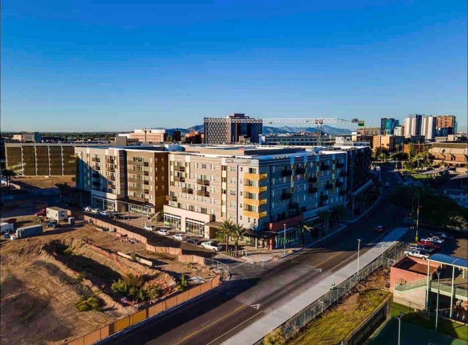 Sun Devil Studio With Rooftop Pool & Clubhouse! Tempe Kültér fotó